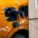 Voiture électrique : la recharge est plus coûteuse que le plein d’essence