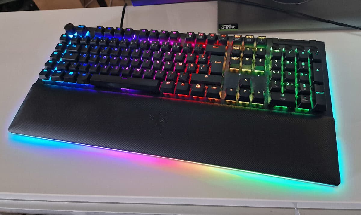 Image 1 : Test BlackWidow V4 Pro : le clavier gamer le plus complet et le plus lumineux de Razer