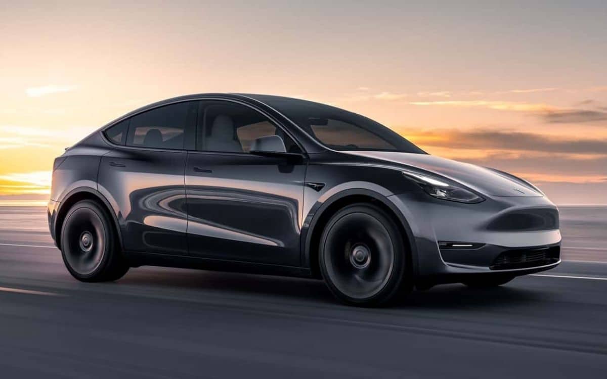 Tesla Model Y mise à jour version 2024