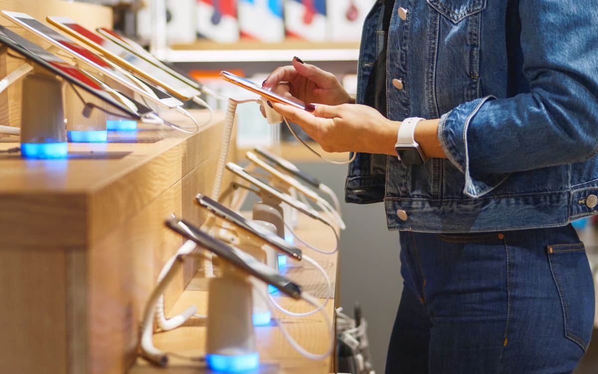 Smartphone malus écologique prix 2025