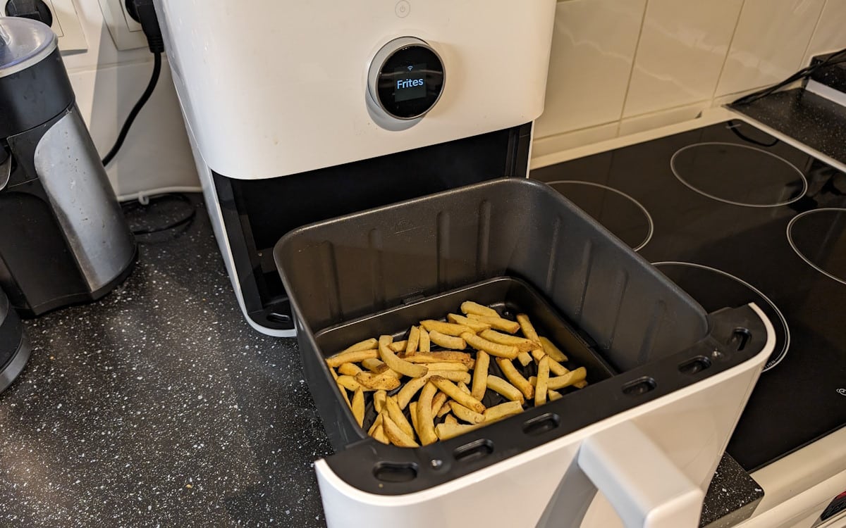 Test Xiaomi Smart Air Fryer 6.5L : la friteuse sans huile gagne en  fonctions, mais reste à prix mini