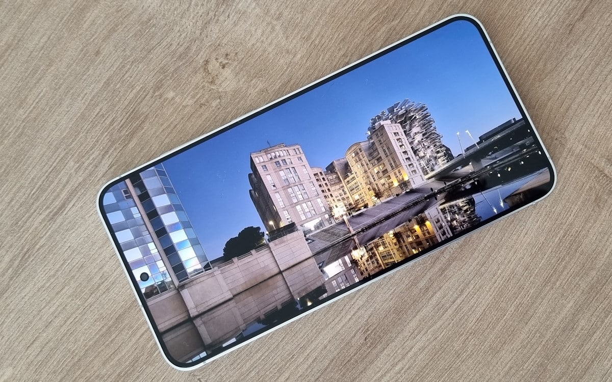 Image 36 : Test Samsung Galaxy S24+ : grand, fin, performant... avec une bonne dose d'IA
