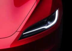 Tesla Model 3 Y feux route adaptatifs phares matriciels(1)