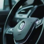 Volkswagen en pleine crise : la transition électrique tourne au casse-tête financier