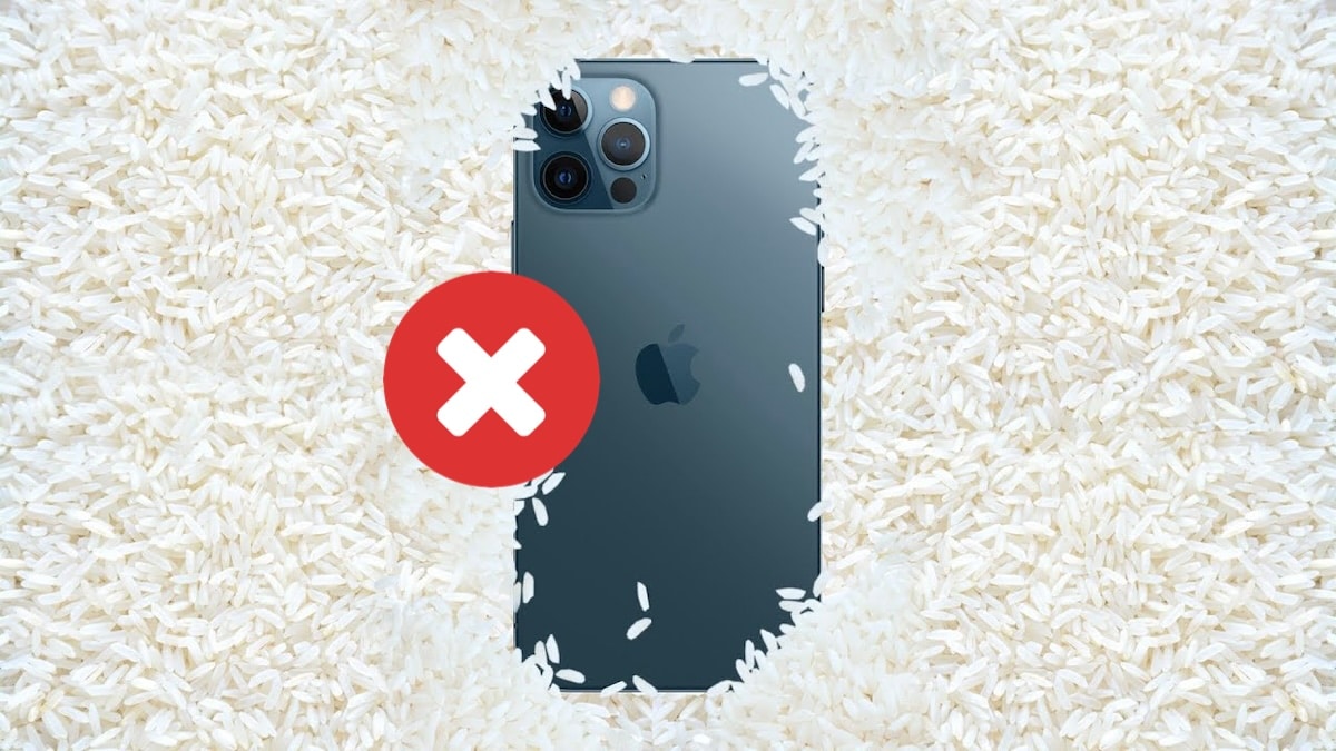 iPhone dans l'eau riz