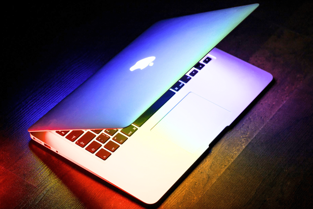 MacBook Apple pliable géant