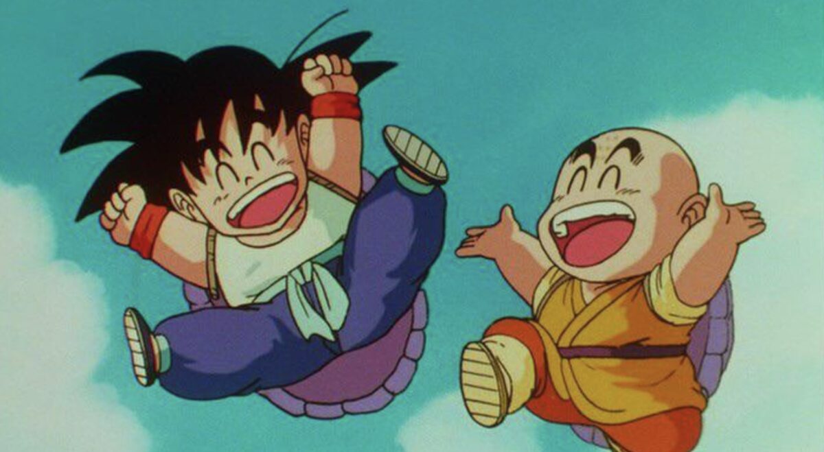 Goku et Krillin joyeux dans Dragon Ball