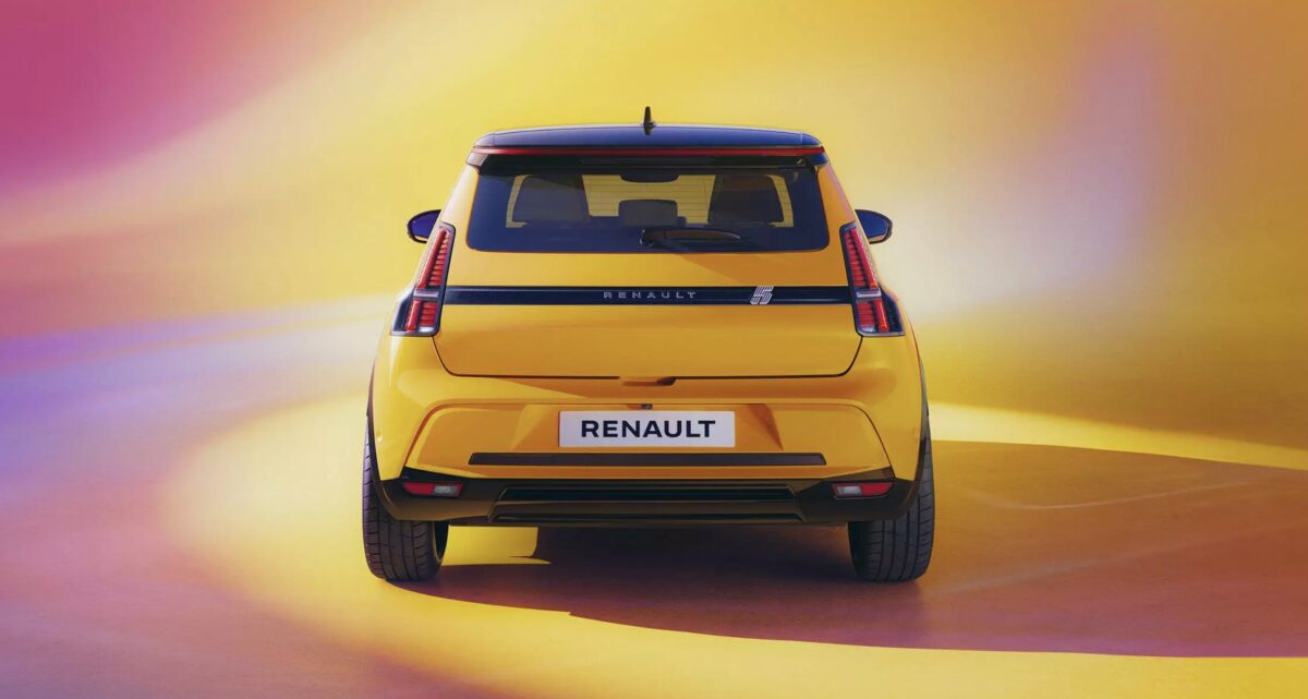 Renault 5 E-Tech vue de dos