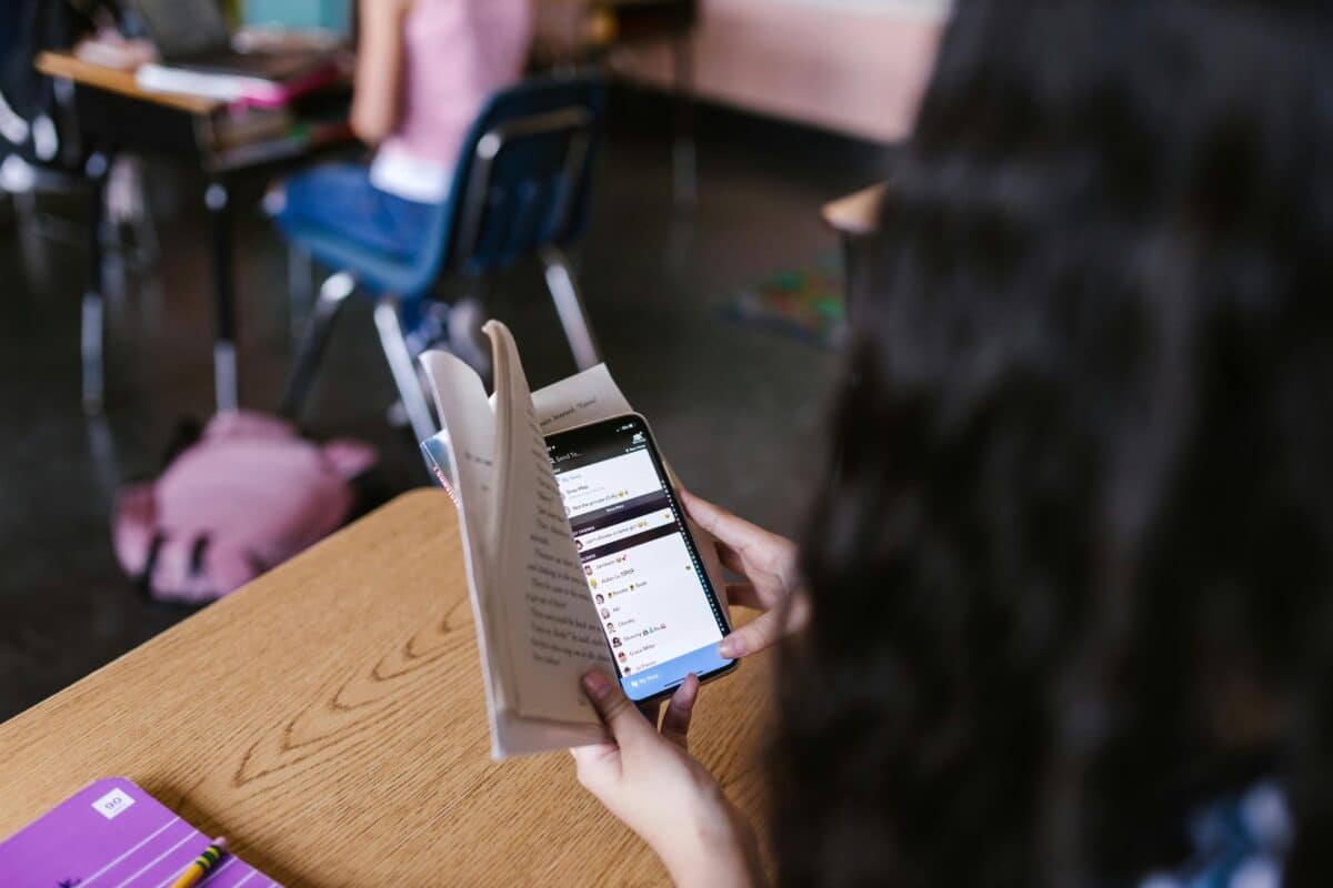 Smartphone pause numérique collège interdiction belloubet