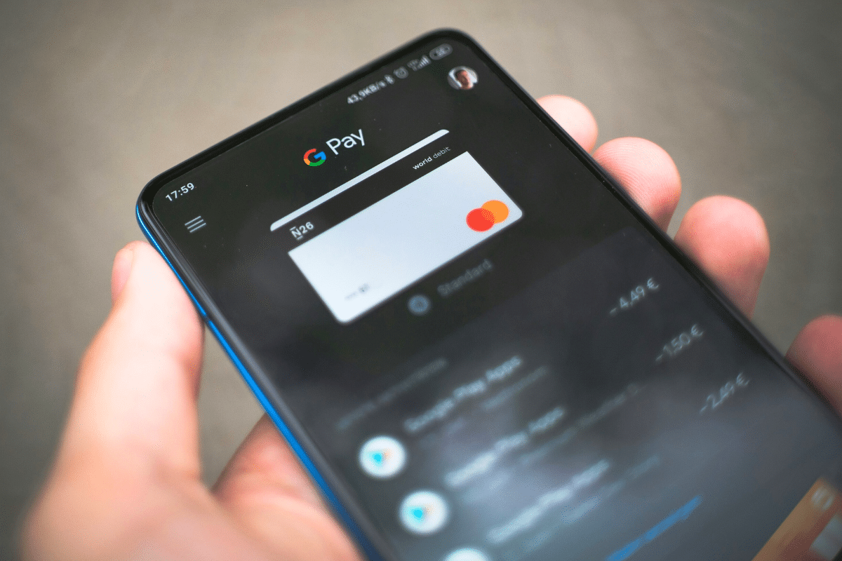 Google Pay fonctionnalités ajoutées sécurisé cartes