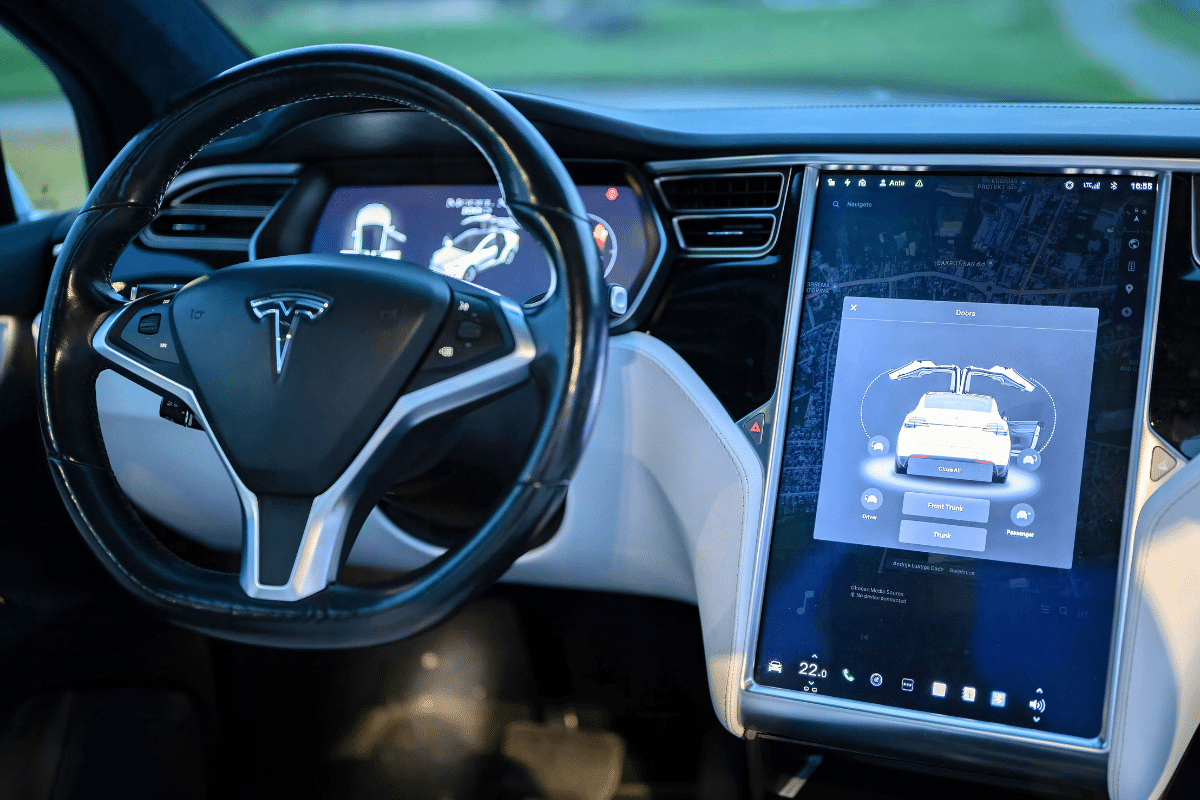 Tesla autopilot collision vidéo