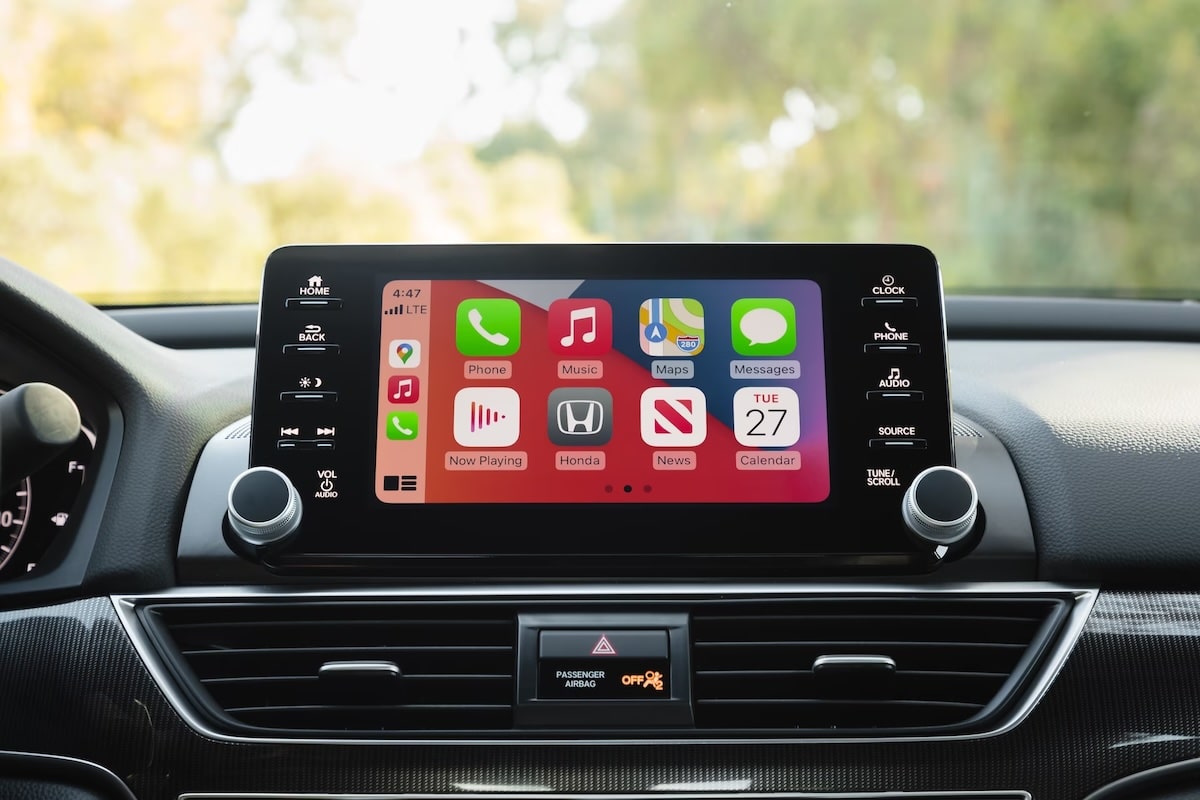 Apple CarPlay