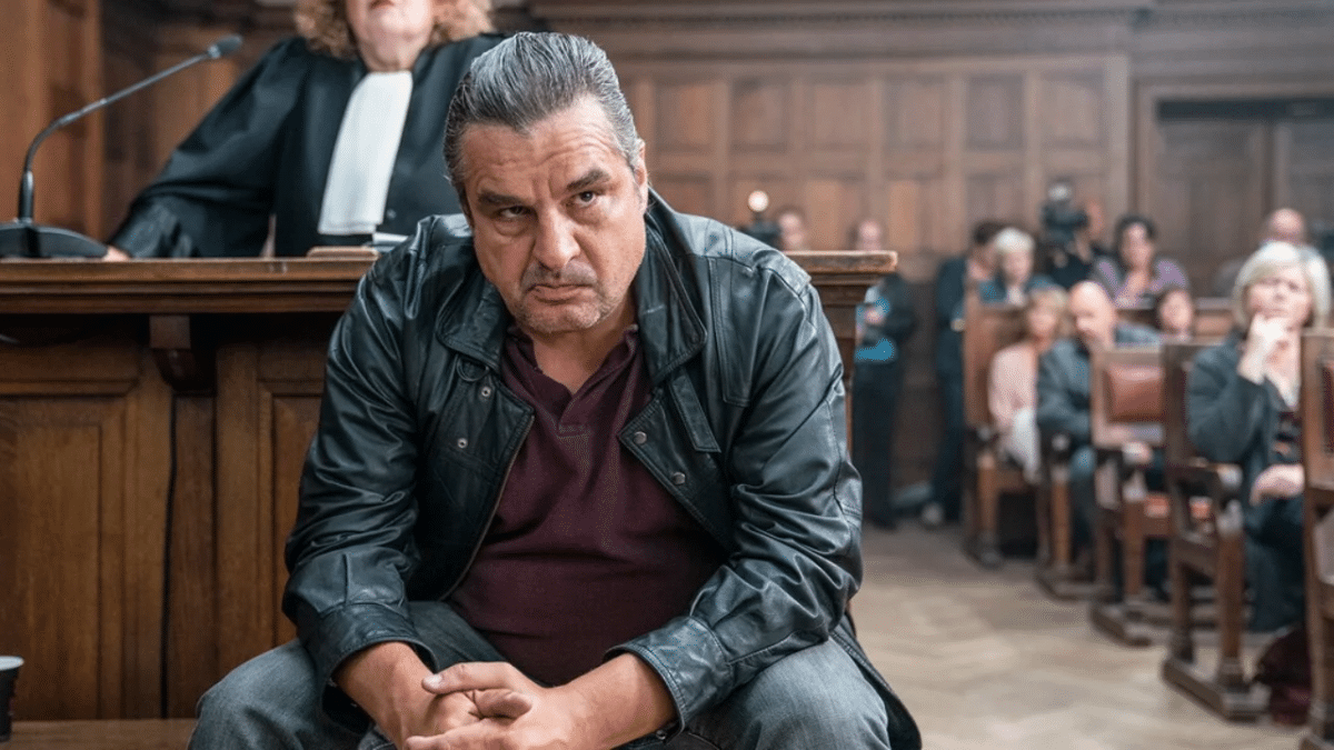 Le Flic de Beverly Hills : Axel F.  The Witcher: Sirens Of The Deep Le Mauvais Camp 2 Ferry La Plateforme 2 Saving Bikini Bottom: The Sandy Cheeks Movie  Netflix SVOD streaming 2024 2025 calendrier suite films cinéma