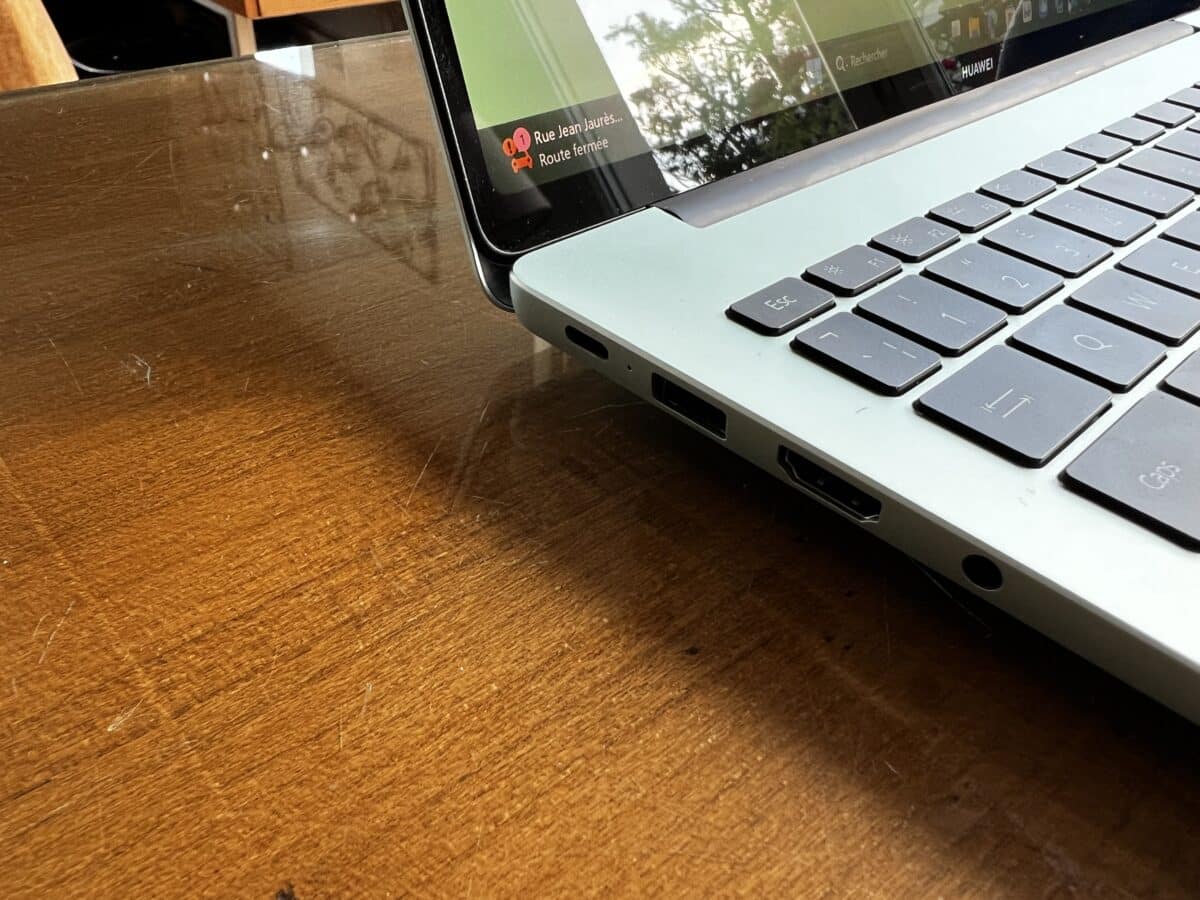Huawei MateBook 14 connectique
