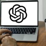 ChatGPT intègre les discussions à plusieurs pour le travail en équipe