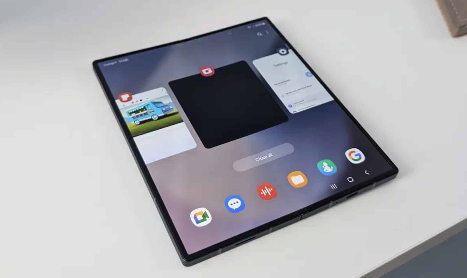 Galaxy Samsung Z Fold 6