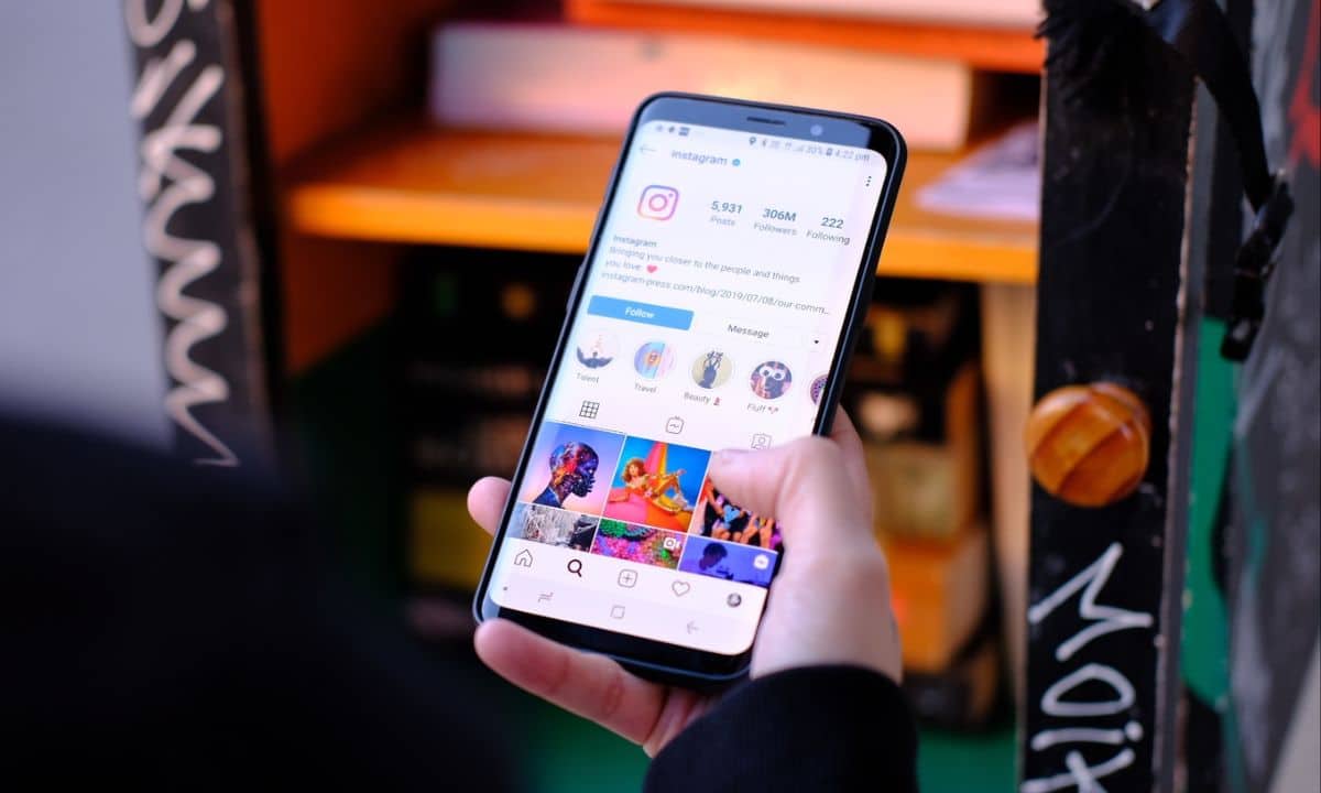 voir une story instagram sans être vu