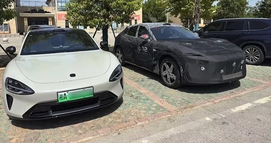 MX11 caché à côté du SU7