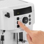 DeLonghi détourne habilement la guerre commerciale en rebaptisant sa cafetière… ordinateur