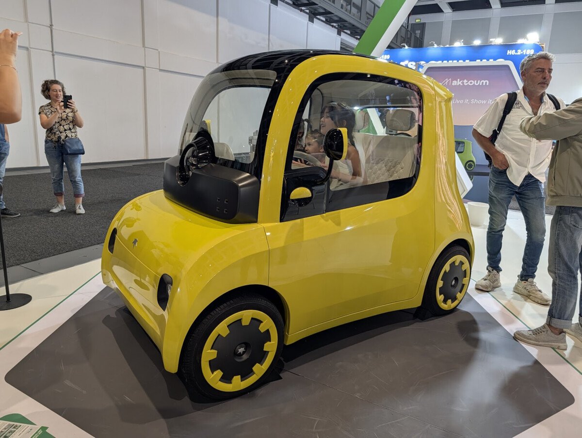 La voiture électrique AL6 d’AstraUX
