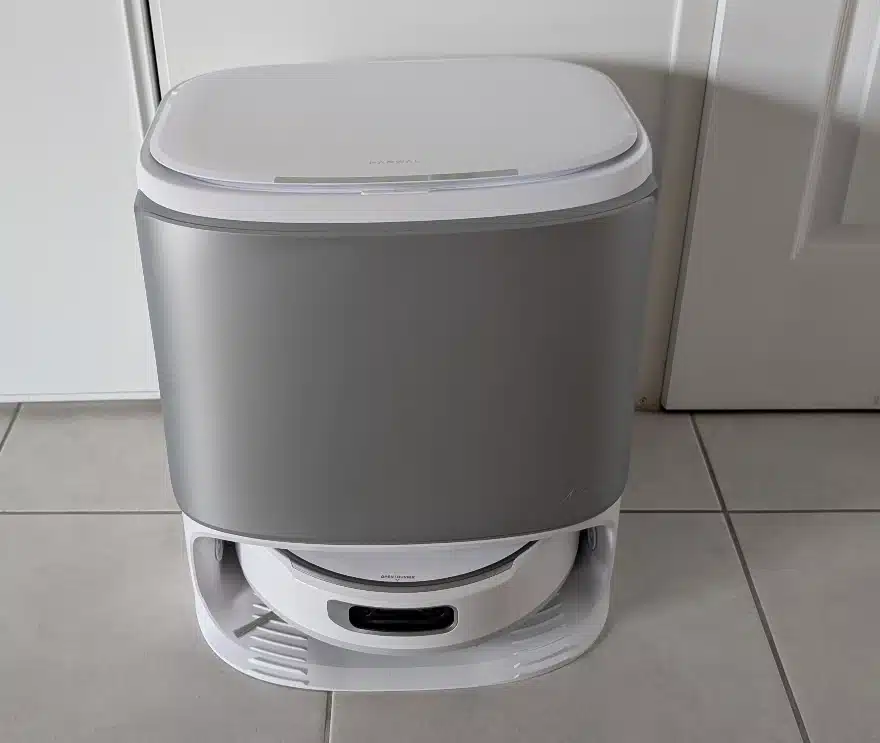 l'aspirateur robot Narwal flow