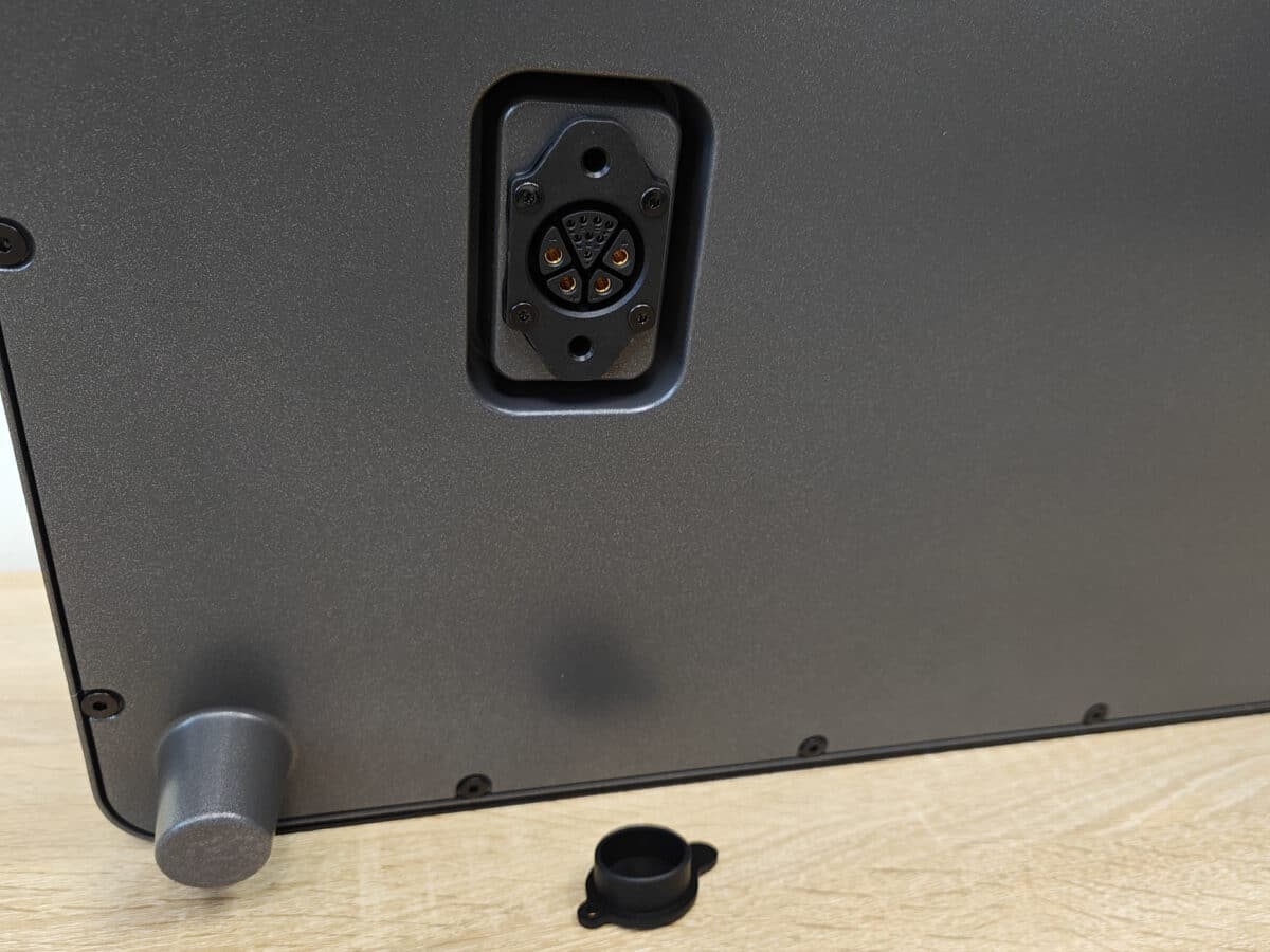 Image 10 : Test Marstek Venus D : une station de stockage d’énergie modulaire et évolutive