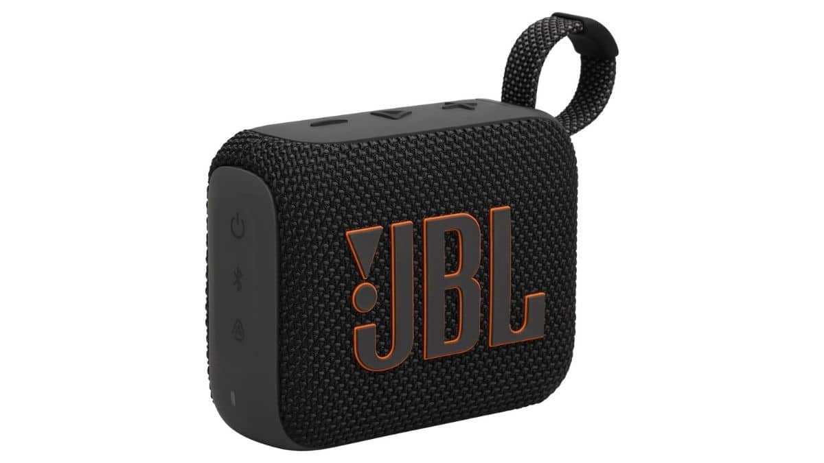 Image 2 : Bon plan JBL : une enceinte Bluetooth compacte et étanche sous la barre des 40 € !