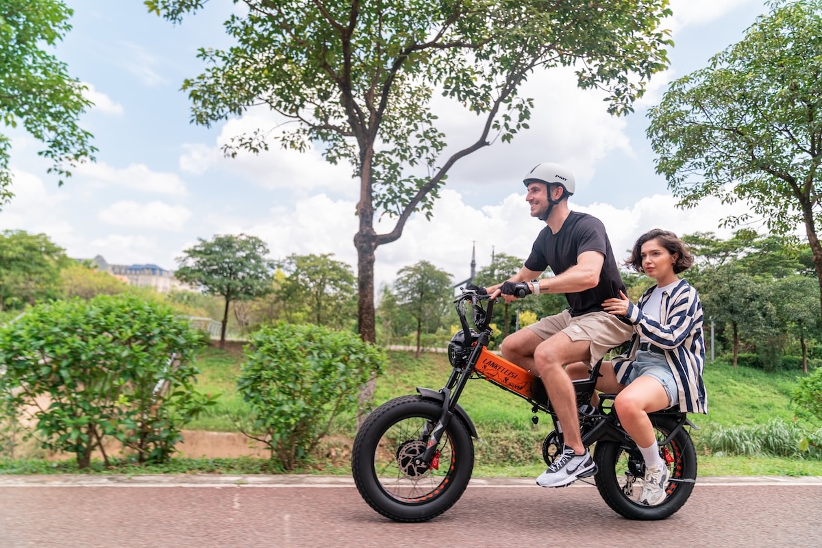 Image 3 : Fat bike LANKELEISI X3000 MAX, un monstre de puissance tout-terrain !