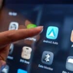 Android Auto 16.5 est là, et Google y dissimule des changements majeurs