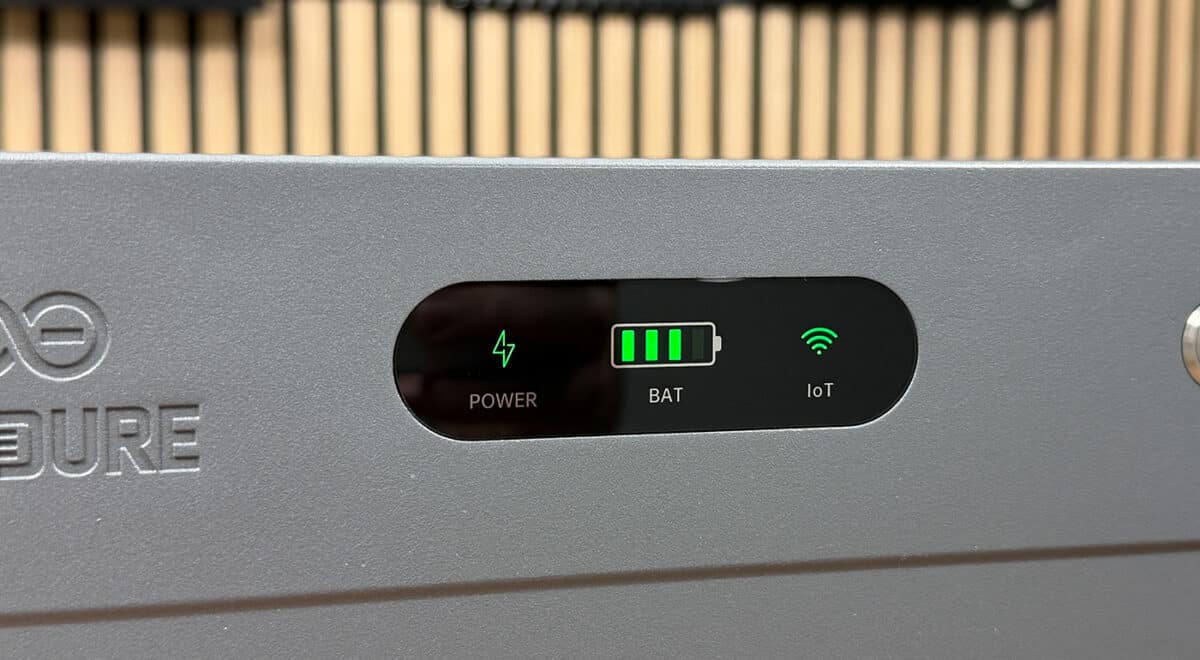 écran de controle zendure solarflow 2400 ac+