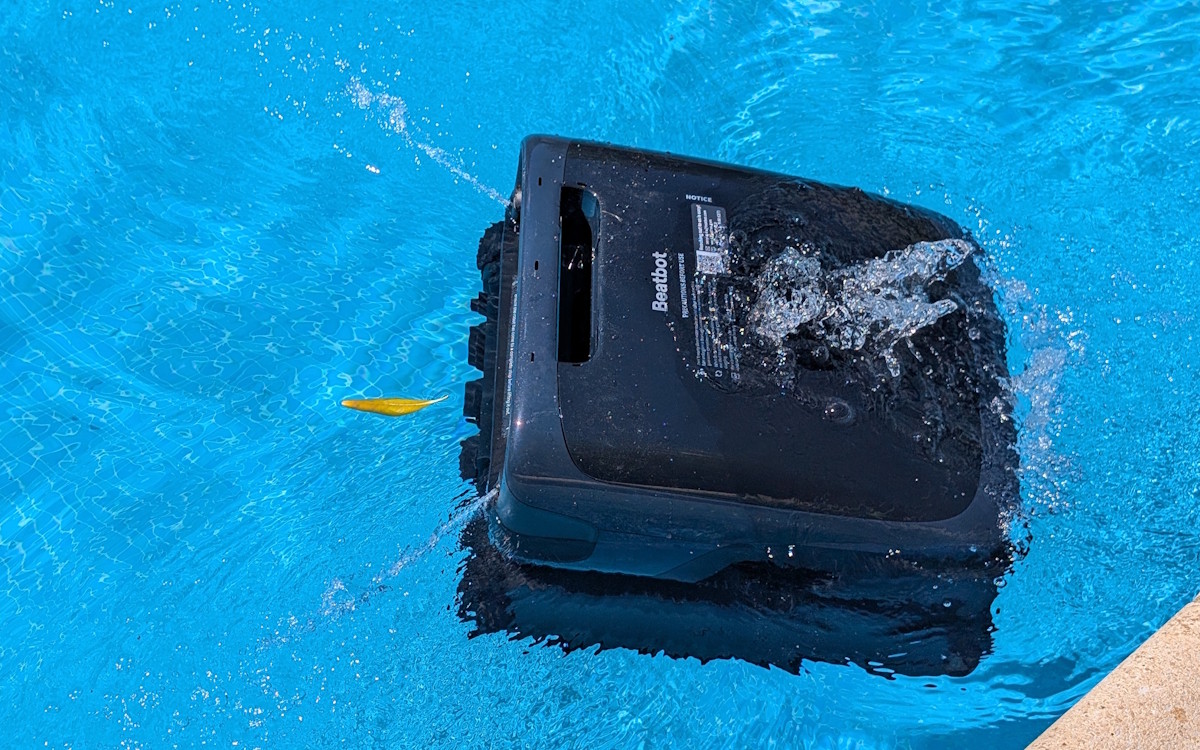 robot de piscine Sora 70 de Beatbot