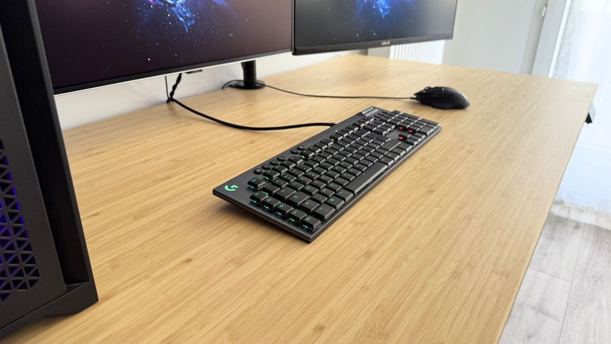 Image 3 : Test Flexispot E7 Pro 2026 : un bureau assis/debout élégant, précis et taillé pour durer