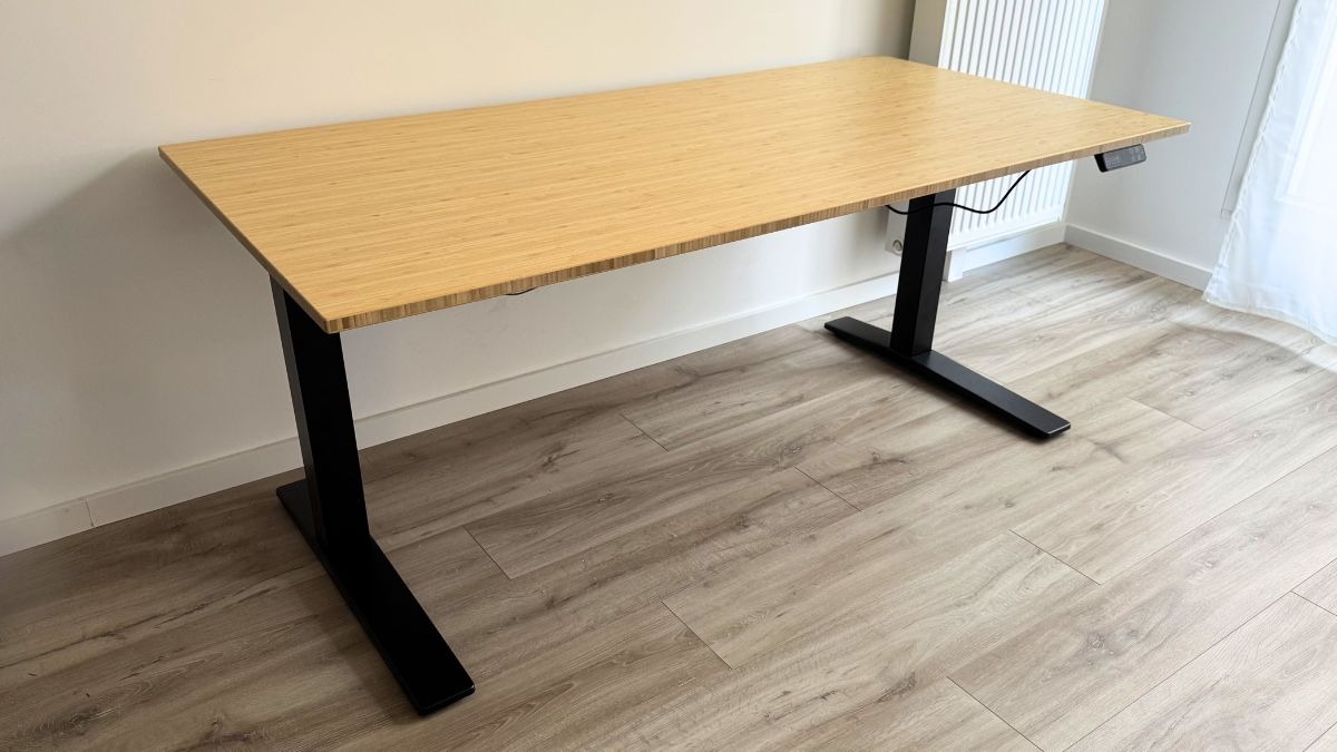 Image 6 : Test Flexispot E7 Pro 2026 : un bureau assis/debout élégant, précis et taillé pour durer