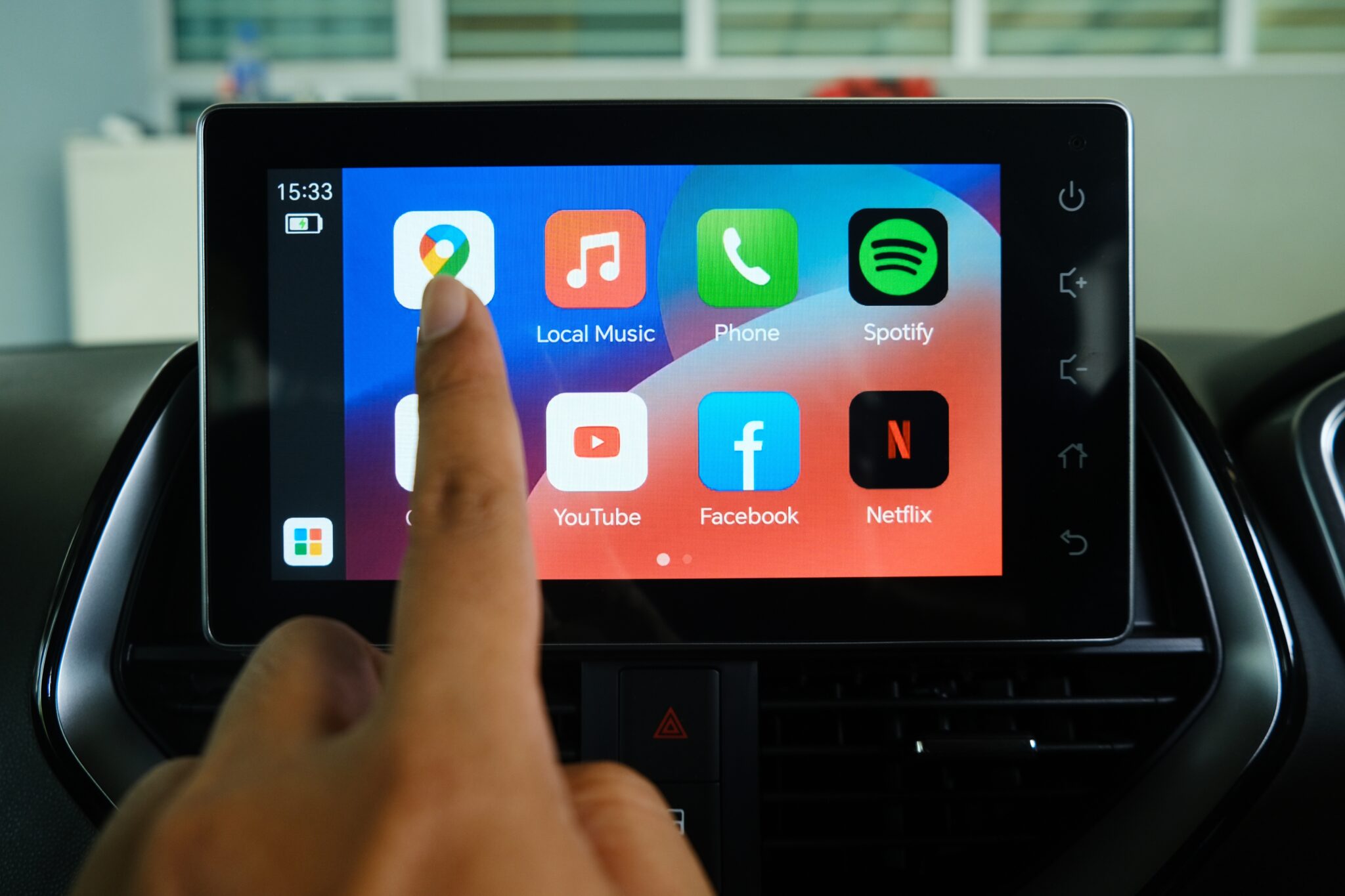 Android Auto et Google Maps, dont l'interface de navigation s'apprête à changer radicalement de visage. (Photo d'illustration © Shuttershock)