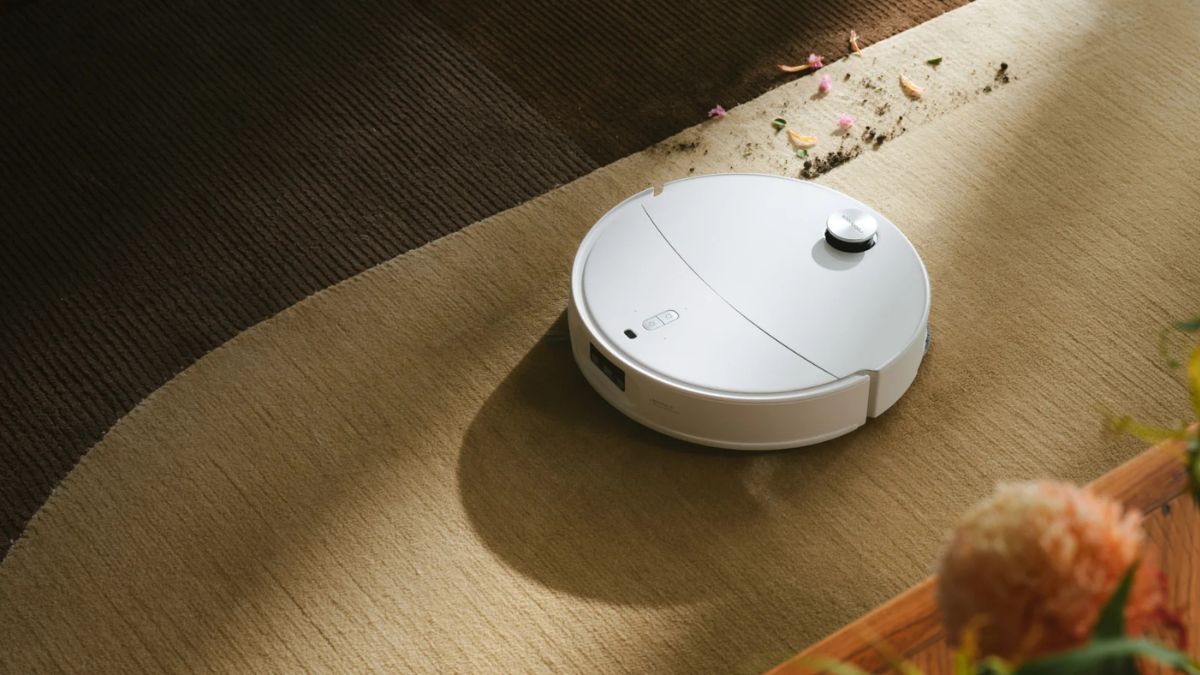Image 1 : Bon plan aspirateur robot : le Roborock Qrevo Curv 2 Pro et sa station multifonction profite de 400 € de remise sur Amazon !