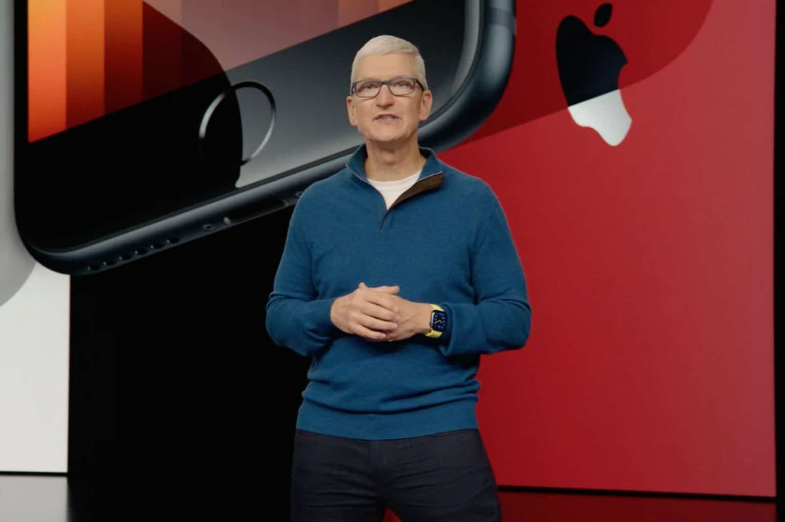 Tim Cook lors de l'Apple Event du 8 mars